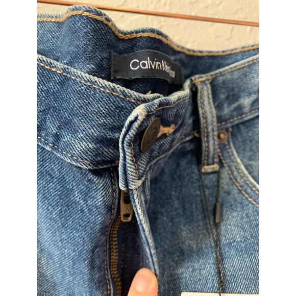 Calvin Klein Jeans High Rise Blue  Shorts Distressed Sz 16/33 NWT - Picture 4 of 6
